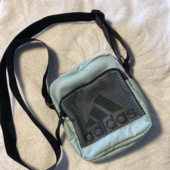 Brand New new cute Adidas bag - Picture 2 of 7